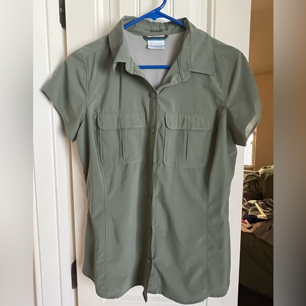 Columbia Fitted Women’s Fishing Shirt